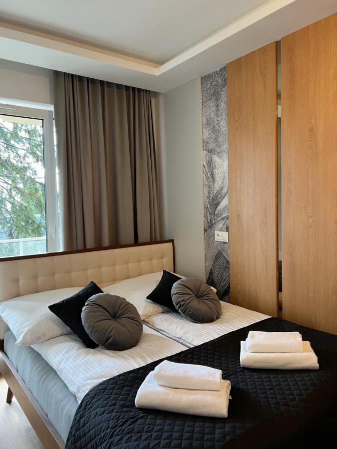 Family & Business Elegant Apartments Ul Lotnicza Centrum Galeria Korona - 1 Bedroom, Terrace, Air Conditioning, Garage - New! 凯尔采 外观 照片