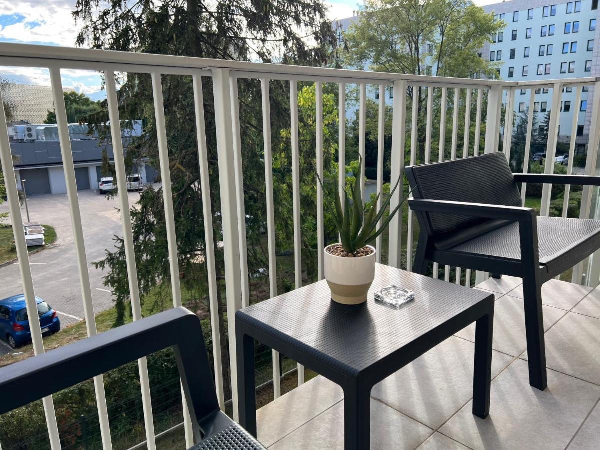 Family & Business Elegant Apartments Ul Lotnicza Centrum Galeria Korona - 1 Bedroom, Terrace, Air Conditioning, Garage - New! 凯尔采 外观 照片