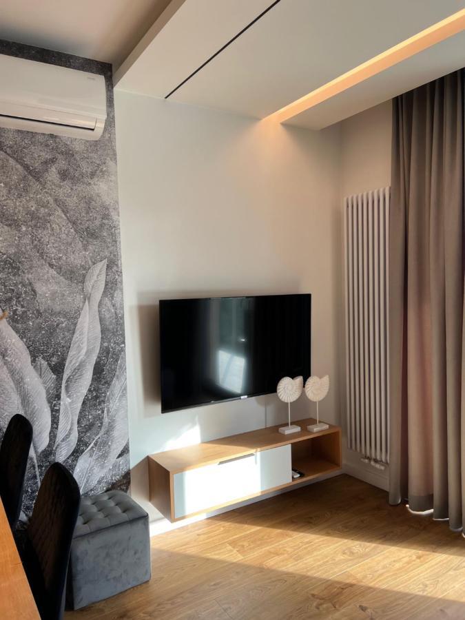 Family & Business Elegant Apartments Ul Lotnicza Centrum Galeria Korona - 1 Bedroom, Terrace, Air Conditioning, Garage - New! 凯尔采 外观 照片