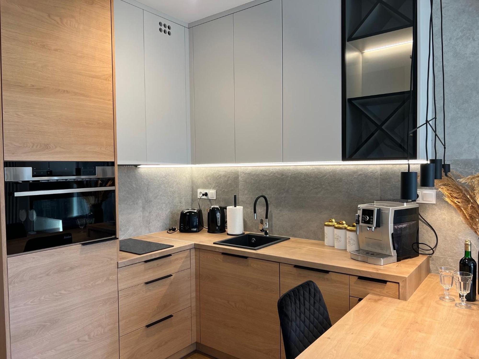 Family & Business Elegant Apartments Ul Lotnicza Centrum Galeria Korona - 1 Bedroom, Terrace, Air Conditioning, Garage - New! 凯尔采 外观 照片
